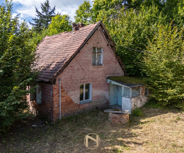Dom na sprzedaż,   Klesno - 279 000 zł
