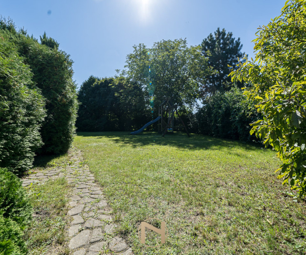 Chwalęcice - 899000 zł (nr 281/1987/ODS)