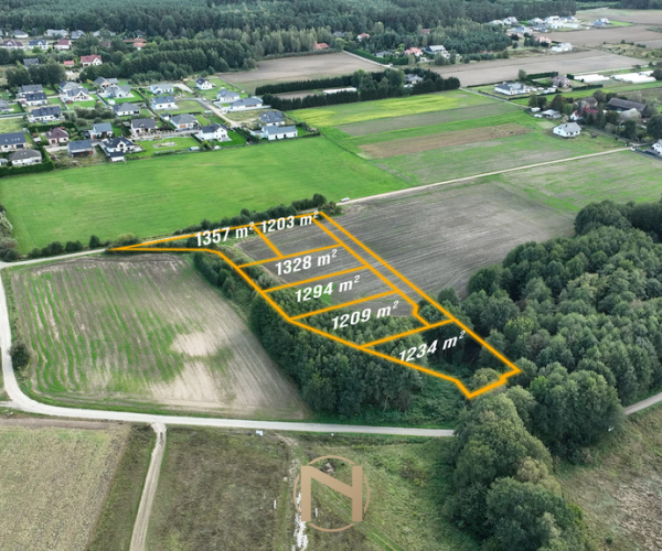 Działka na sprzedaż,   Chwalęcice - 156 390 zł