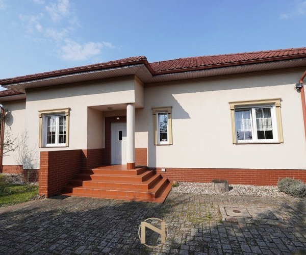 Dom na sprzedaż,   Krzeszyce - 975 000 zł